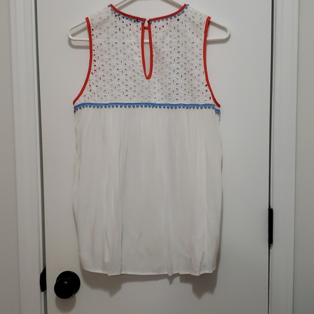 Top - Picture 2 of 4